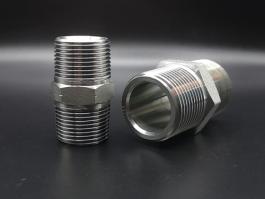 不鏽鋼（gāng）對絲螺紋過渡（dù）接頭